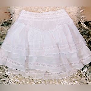 White mini skirt for the summer.